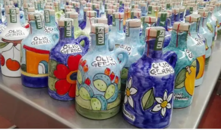 Custom branded Rosemary Erbolio Geraci (Rosemary Infused Olive Oil) for corporate gifting