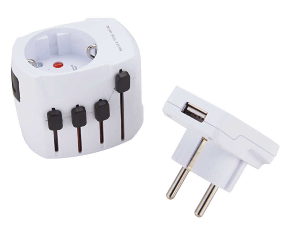 Tech: SKROSS World Travel Adapter Pro World and USB