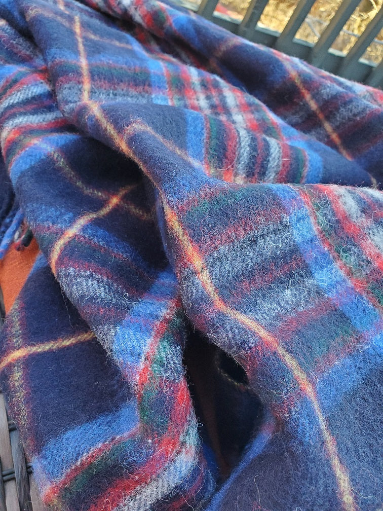 esprit du quebec tartan deluxe merino wool blanket