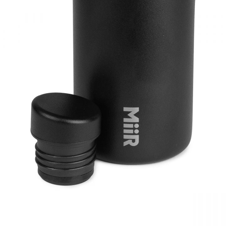 miir® vacuum insulated wine bottle