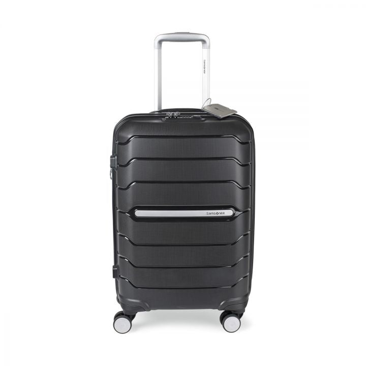 samsonite freeform 21" spinner with luggage tag